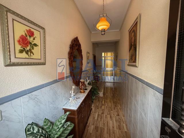 Venta de casa en Valdepeñas