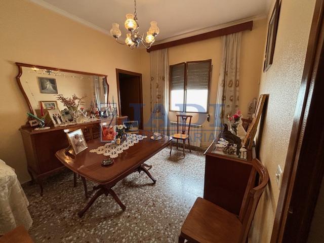 Venta de casa en Valdepeñas