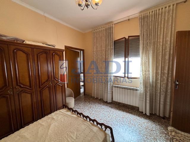 Venta de casa en Valdepeñas