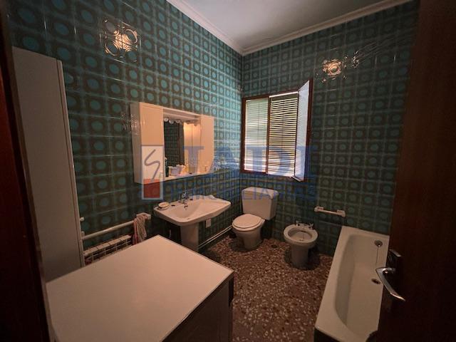 Venta de casa en Valdepeñas