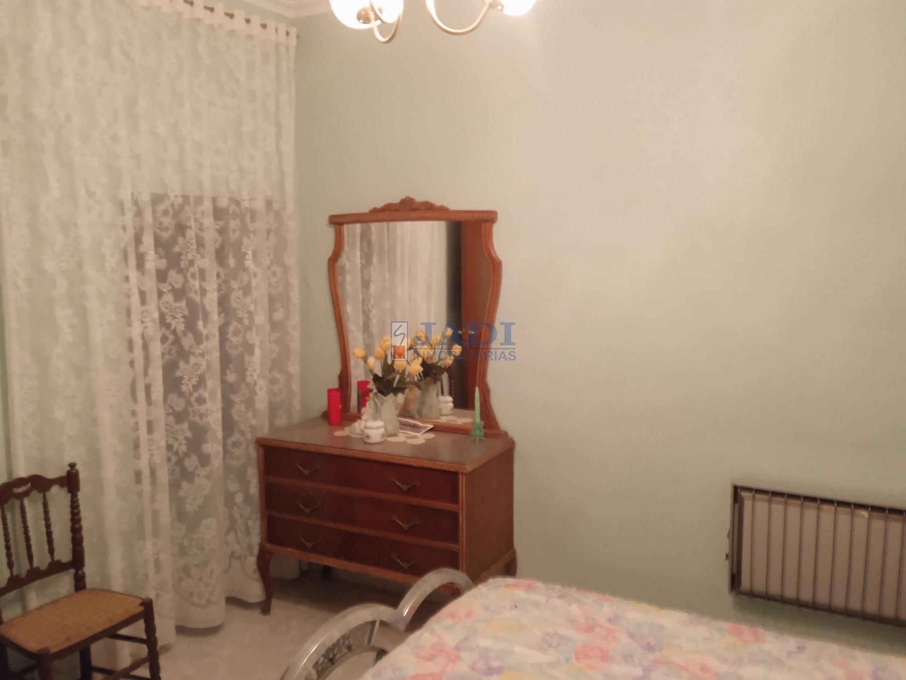 Venta de casa en Valdepeñas