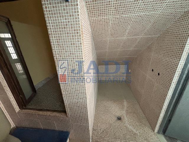 Venta de casa en Valdepeñas