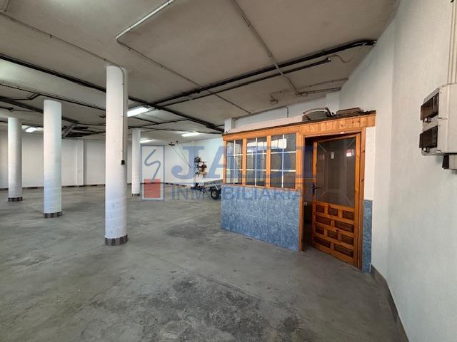 Venta de casa en Valdepeñas