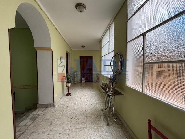 Venta de casa en Valdepeñas