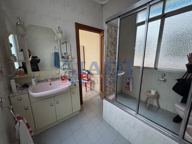 Venta de casa en Valdepeñas