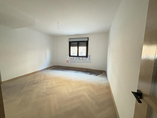 Venta de piso en Valdepeñas