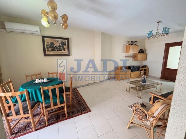 Venta de piso en Valdepeñas