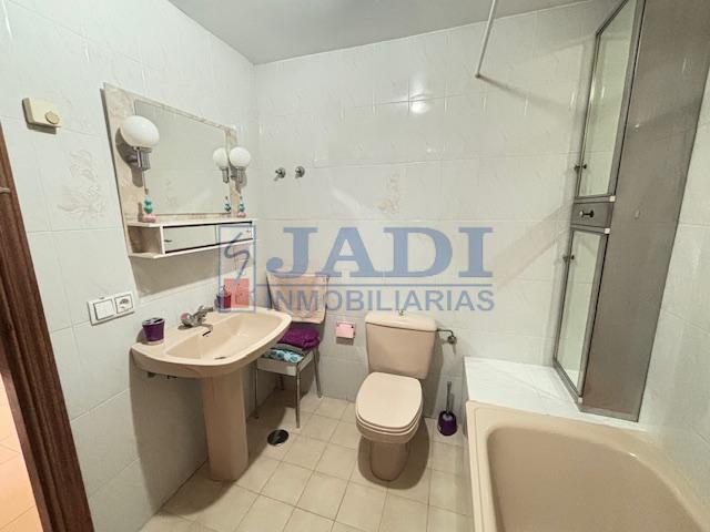 Venta de piso en Valdepeñas