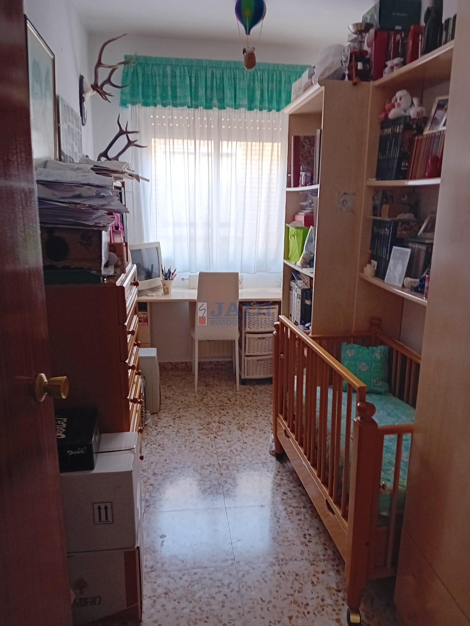 Venta de piso en Valdepeñas