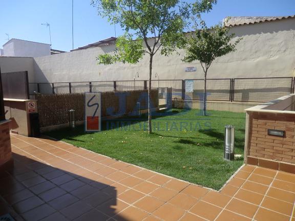 For sale of apartment in Valdepeñas