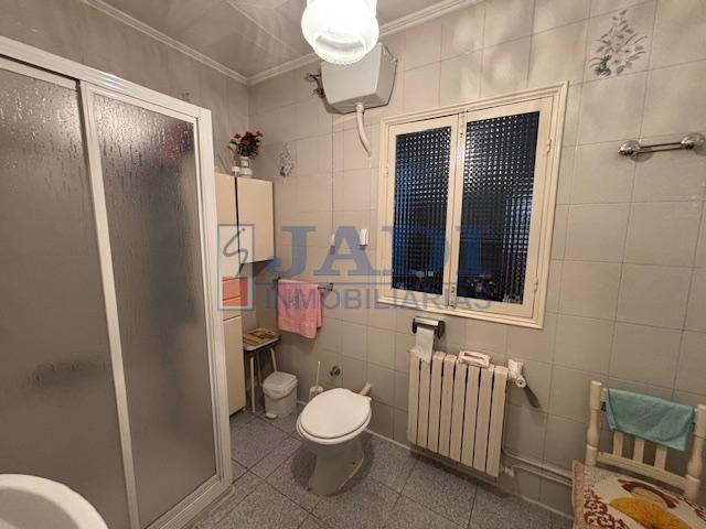 Venta de casa en Valdepeñas