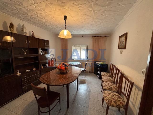 Venta de casa en Valdepeñas
