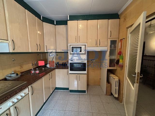 Venta de casa en Valdepeñas