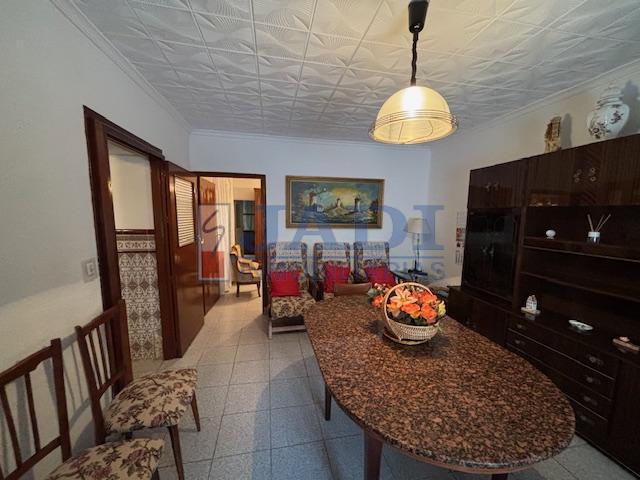 Venta de casa en Valdepeñas