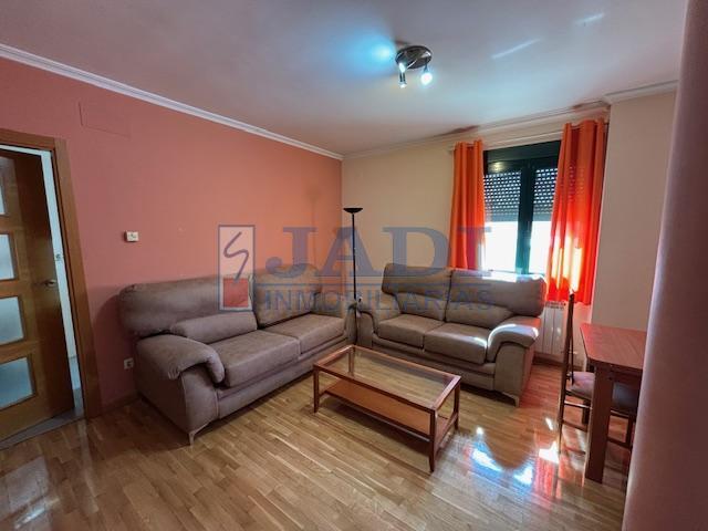 For sale of apartment in Valdepeñas