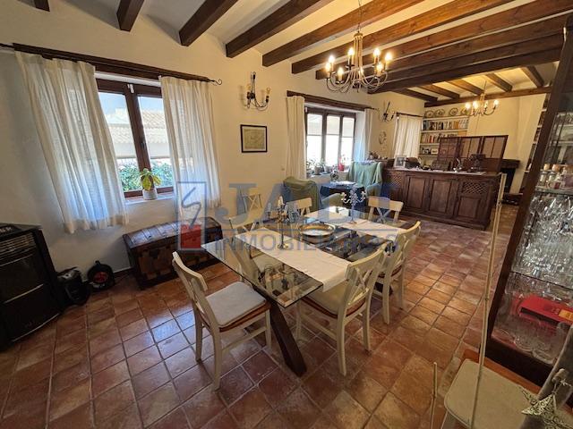 Venta de casa en Valdepeñas