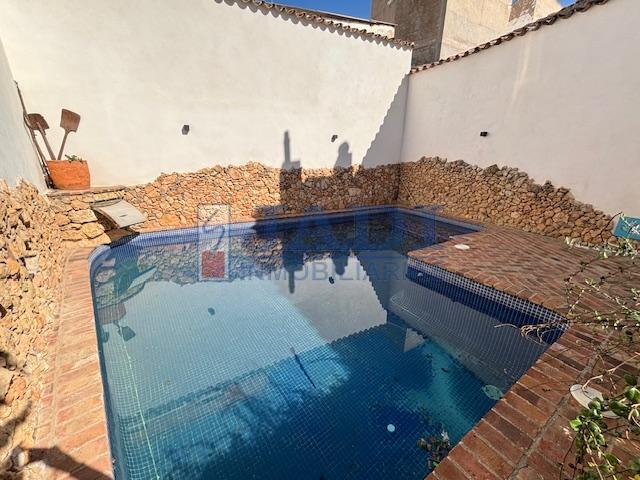 Venta de casa en Valdepeñas