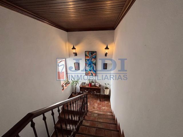 Venta de casa en Valdepeñas