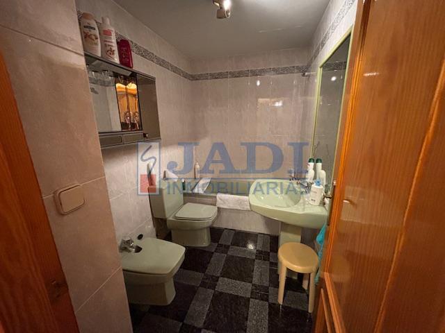 Venta de piso en Valdepeñas