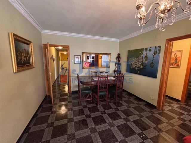 Venta de piso en Valdepeñas