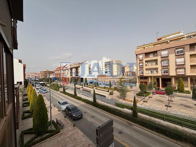 Venta de piso en Valdepeñas