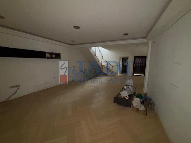 Venta de casa en Valdepeñas