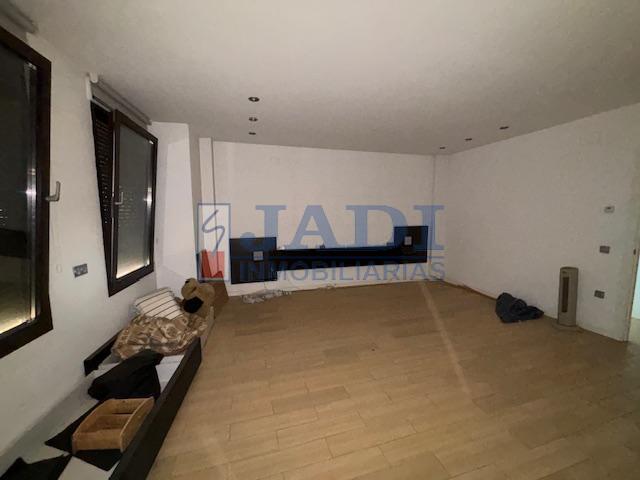 Venta de casa en Valdepeñas