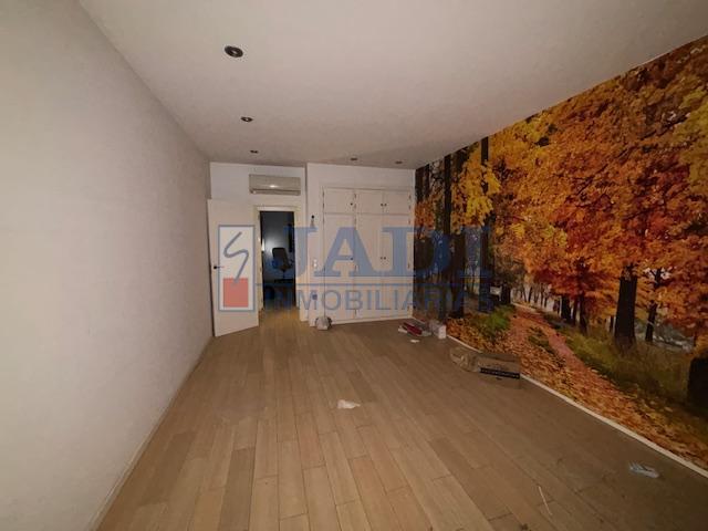 Venta de casa en Valdepeñas