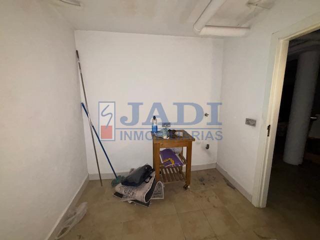 Venta de casa en Valdepeñas