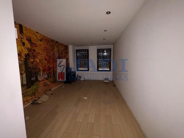 Venta de casa en Valdepeñas