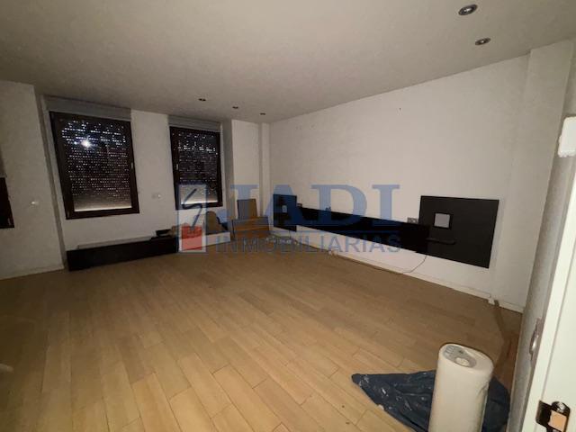 Venta de casa en Valdepeñas