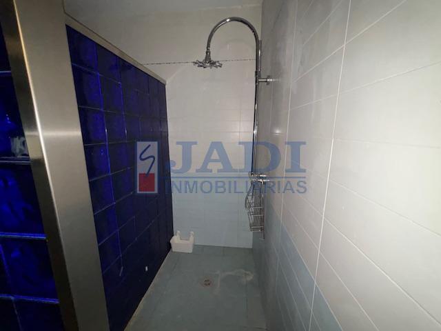 Venta de casa en Valdepeñas