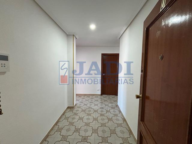 Venta de piso en Valdepeñas