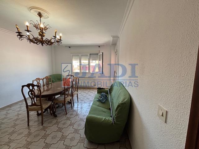 Venta de piso en Valdepeñas