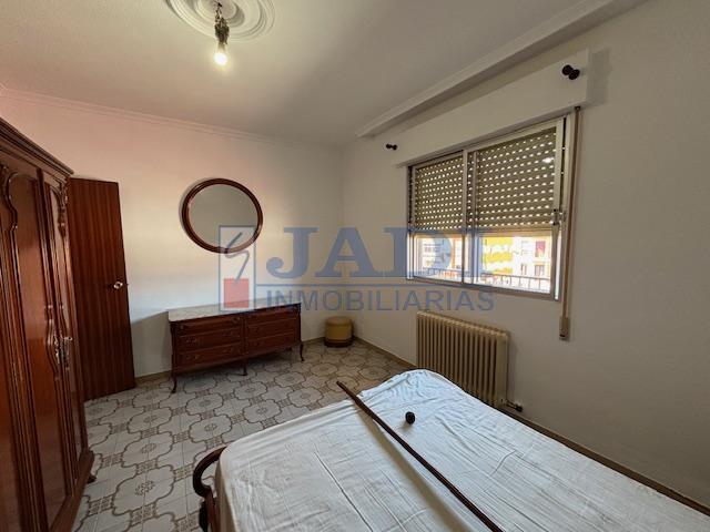 Venta de piso en Valdepeñas