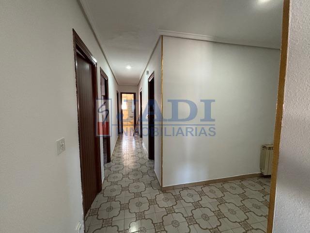 Venta de piso en Valdepeñas