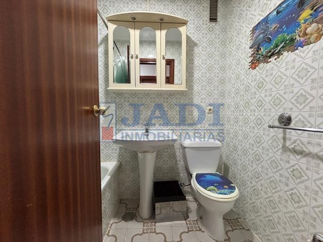 Venta de piso en Valdepeñas