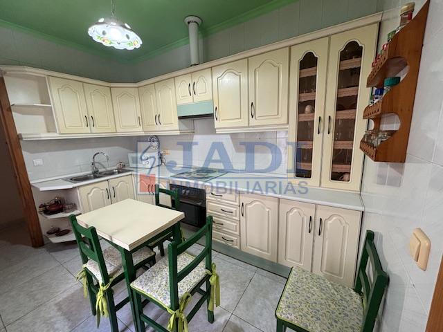 Venta de casa en Valdepeñas