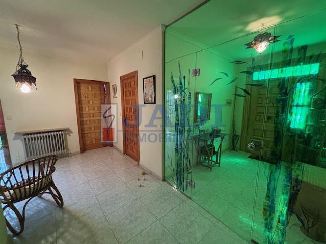 Venta de casa en Valdepeñas