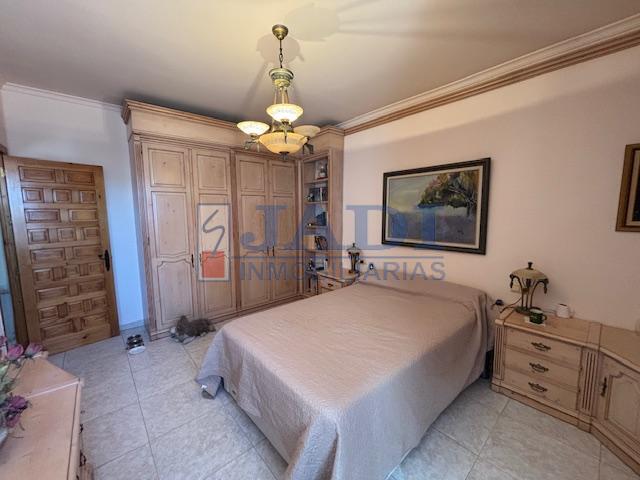 Venta de casa en Valdepeñas