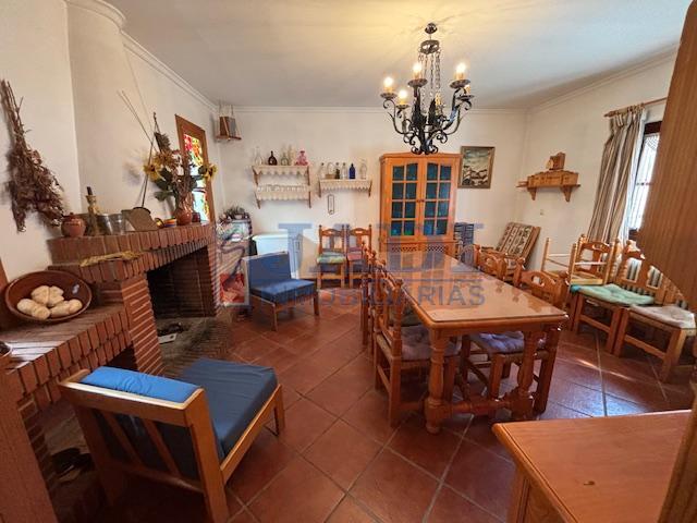 Venta de casa en Valdepeñas