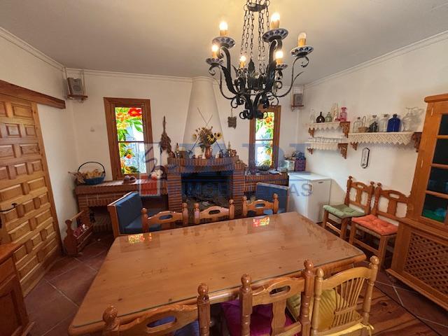 Venta de casa en Valdepeñas