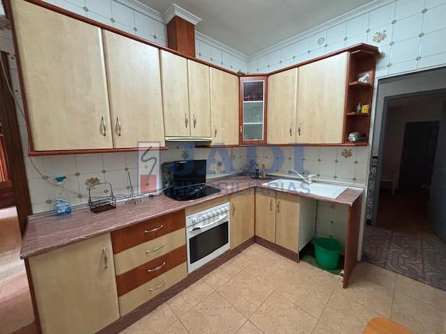 Venta de casa en Valdepeñas