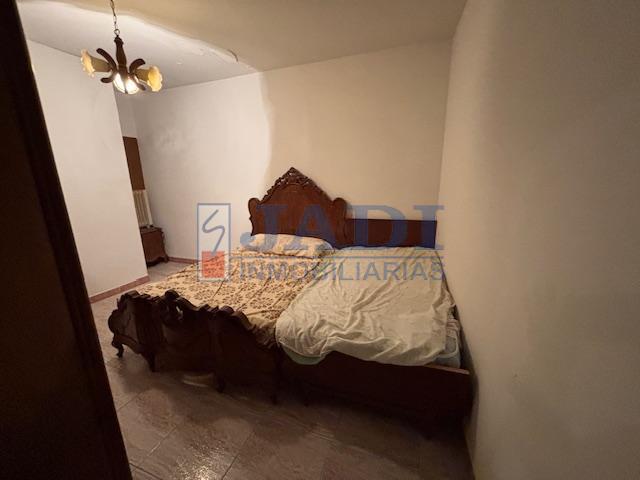 Venta de casa en Valdepeñas