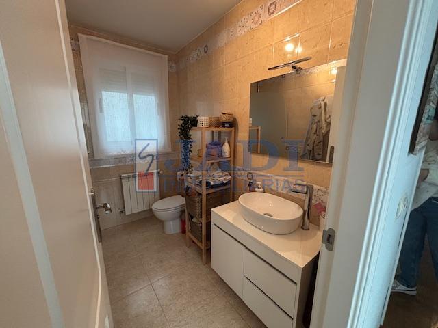 Venta de piso en Valdepeñas