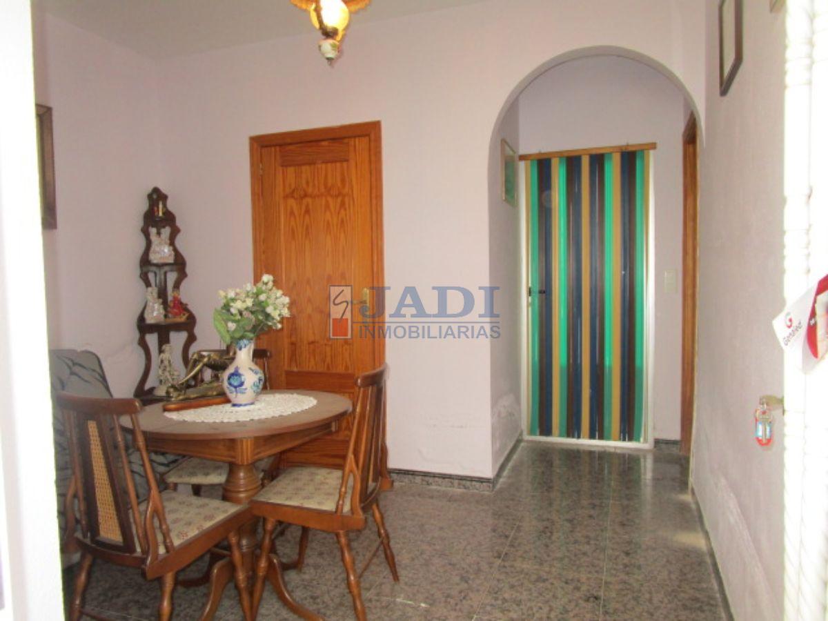 Venta de casa en Valdepeñas