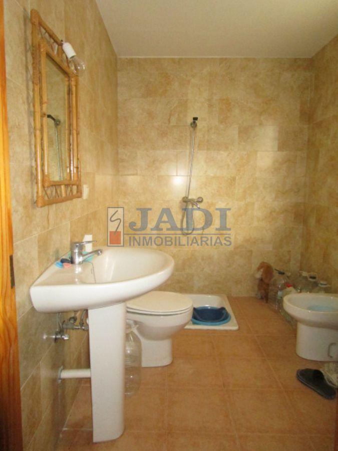 For sale of house in Valdepeñas