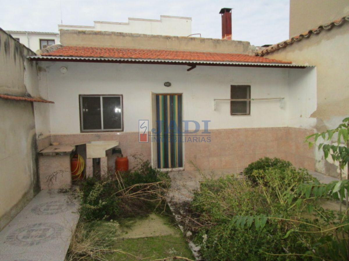 Venta de casa en Valdepeñas