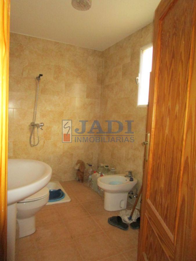 For sale of house in Valdepeñas