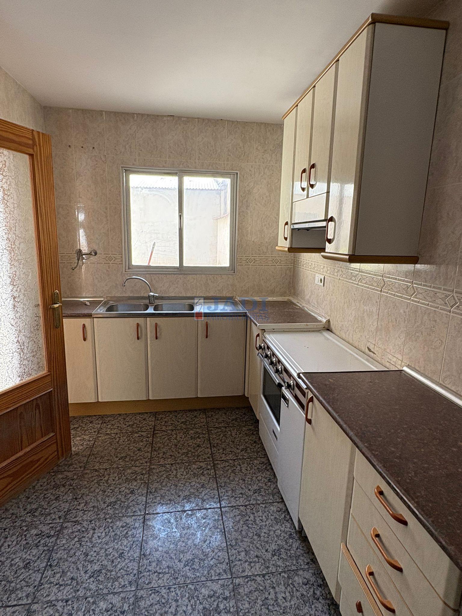 Venta de casa en Valdepeñas